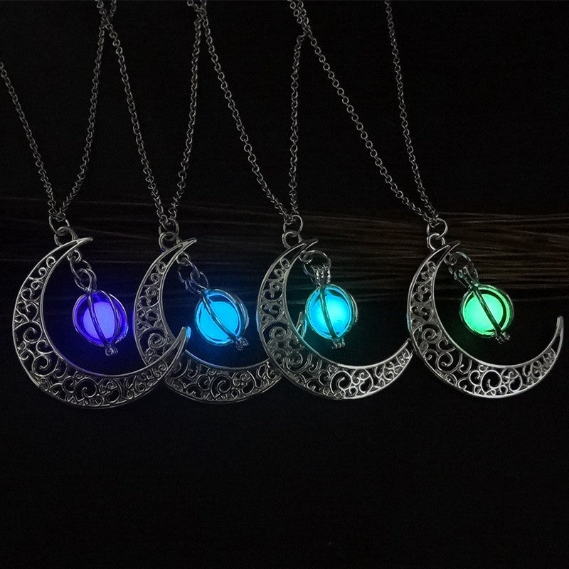 MoonLight Necklace